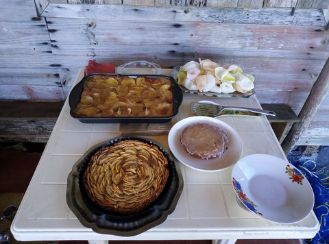 gratin savoyard , tarte aux pommes et soufflets chinois 2