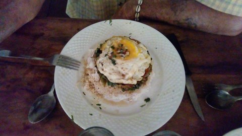 Bol renversé avec oeuf 1